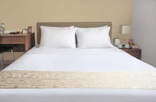Bendungan Hilir Hotel | LeGreen Suite Gatot Subroto