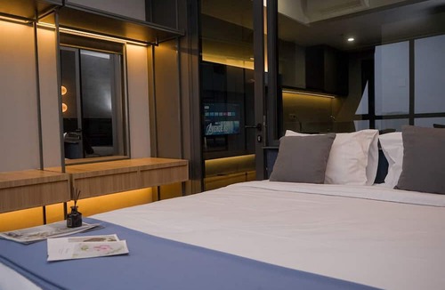 Panunggangan Utara Apartment | Deluxe 1Br Apartment Collins Boulevard