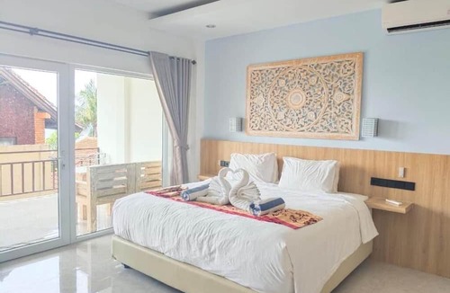 Purwakerti Hotel | Solaluna Beach Homestay