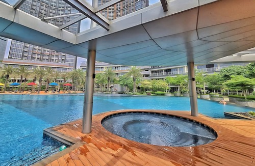 Pantai Indah Kapuk Apartment | By The Sea By SanLiving - 3BR - PIK