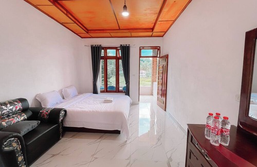 Tuk Tuk Hotel | Doni Guest House by Staigo