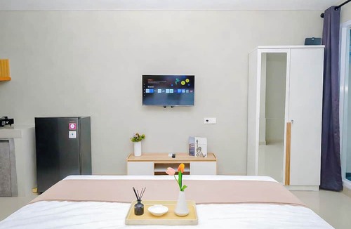 Kedungmanggu Apartment | Contemporary And Cozy Studio Apartment Lrt City Sentul - Royal Sentul Park