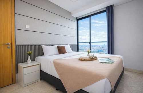 Old Jakarta Apartment | Chic And Lovely 2Br At Apartment Capitol Suites