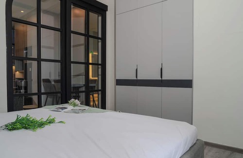 Old Jakarta Apartment | Urban Grey 1Br At Sudirman Suites Apartment