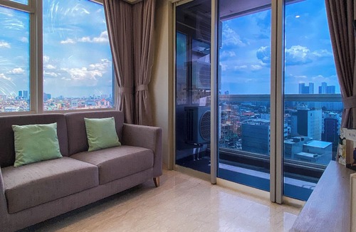 Old Jakarta Apartment | Comfy And Spacious 2Br At Menteng Park Apartment