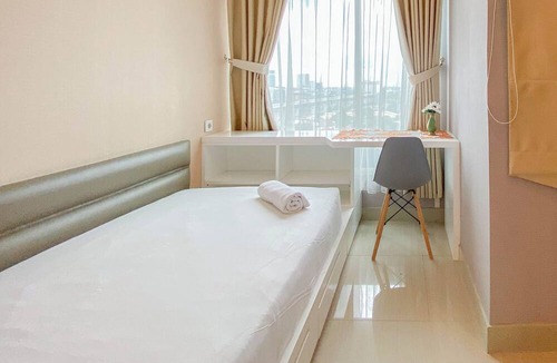 Pekayon Jaya Apartment | Homey And Well Furnished 2Br Grand Kamala Lagoon Apartment