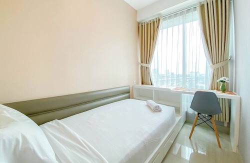 Pekayon Jaya Apartment | Homey And Well Furnished 2Br Grand Kamala Lagoon Apartment