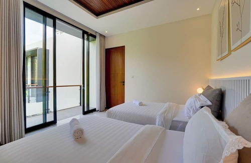 Sawangan Villa | Villa Ease - Nusa Dua