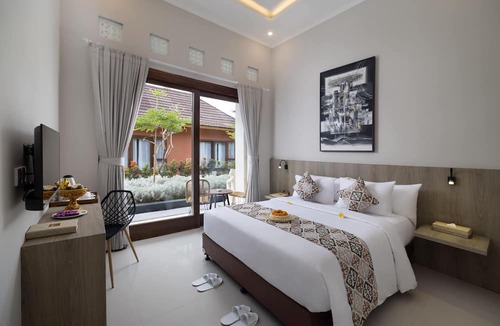 Menanga Hotel | Tapa Agung View Hotel & Restaurant