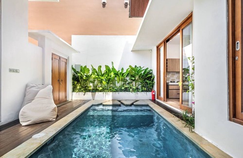 Padangsambian Klod Villa | Sunset Max Villa Seminyak
