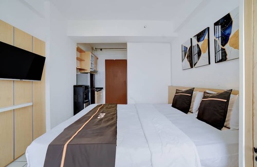 Gunung Putri Hotel | OYO 95090 Elzirooms Gunung Putri