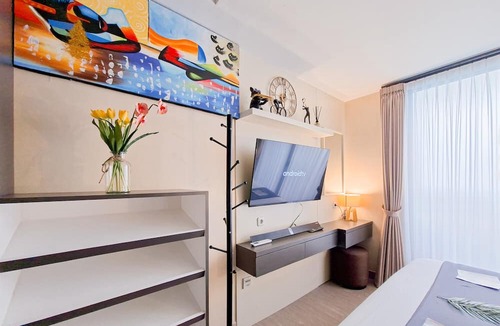 Panunggangan Utara Apartment | Strategic Studio At Apartment Collins Boulevard