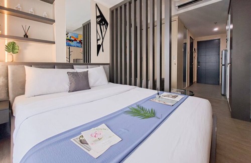 Panunggangan Utara Apartment | Strategic Studio At Apartment Collins Boulevard
