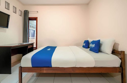 North Cirebon Hotel | Rehat at Wahidin Guest House