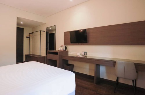 Kediri Hotel | Lotus Garden Hotel by Waringin Hospitality
