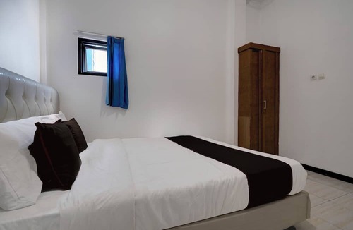 Sukabumi Hotel | Hotel O 94843 Syariah Hj. Lilis Sukabumi