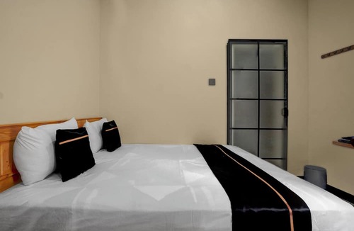 Mojokerto Hotel | OYO 94924 Cidu Homestay Syariah