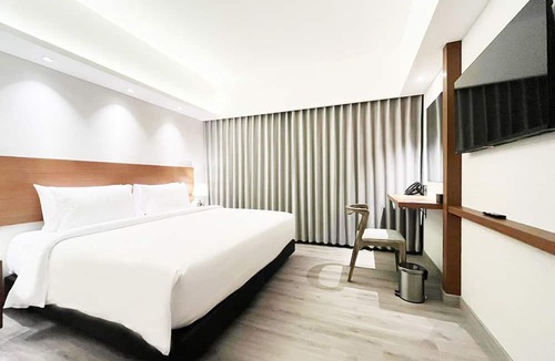 Central Yogyakarta Hotel | The Jogja Hotel & Conference Center - Malioboro
