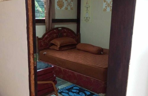 Ambon House | Gloria Guest House