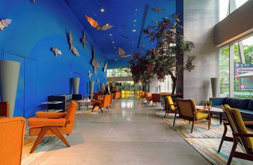 Sudirman Central Business District Hotel | Discovery SCBD