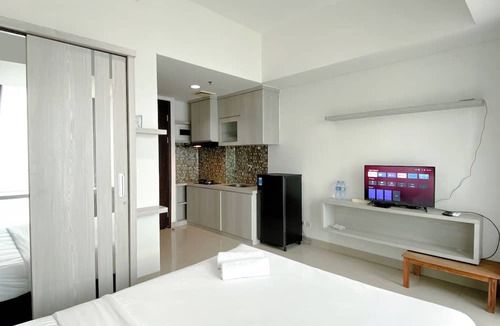 South Tambun Apartment | White Toned Studio At Lrt City Bekasi Apartment