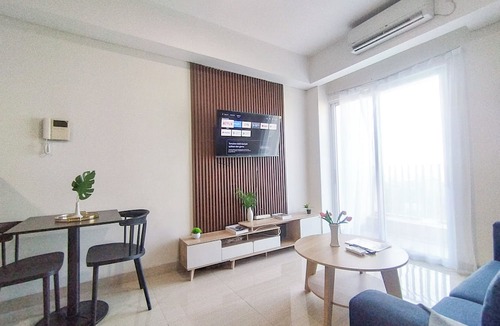 Suko Manunggal Apartment | Simple 1Br Near Mall At Grand Sungkono Lagoon Apartment