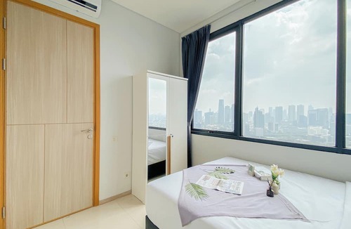 Mampang Prapatan Apartment | Modern Monochromatic 2Br Near Lrt Station At Apartment Samara Suites