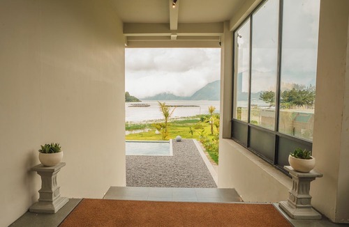 Kedisan Resort | Tribhuwana Padma Lake Resort