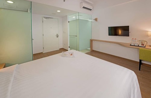 Tegalgundil Hotel | Whiz Prime Hotel Pajajaran Bogor