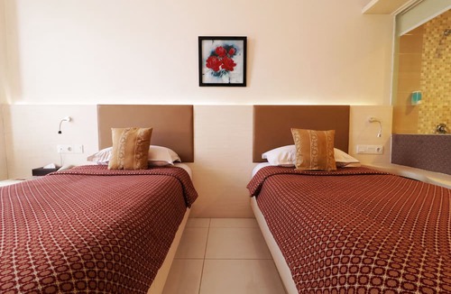 Bojonegoro Hotel | Dewarna Hotel & Convention
