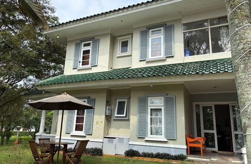 Cipanas Hotel | Hotel O Puncak Resort Guest House