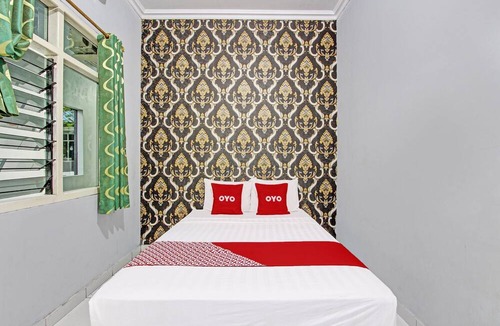 Wonogiri Hotel | OYO 92287 Hotel Aji Mantoro