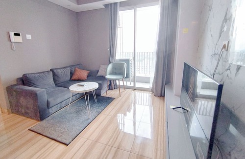 Surabaya Apartment | Spacious 2Br With Extra Room At Grand Sungkono Lagoon Apartment