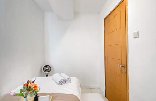 Depok Apartment | Relaxing And Homey 2Br Cinere Bellevue Suites Apartment