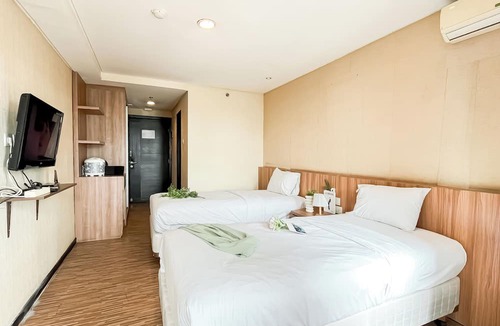 Panunggangan Utara Apartment | Modern Minimalist Studio (No Kitchen) At Great Western Apartment