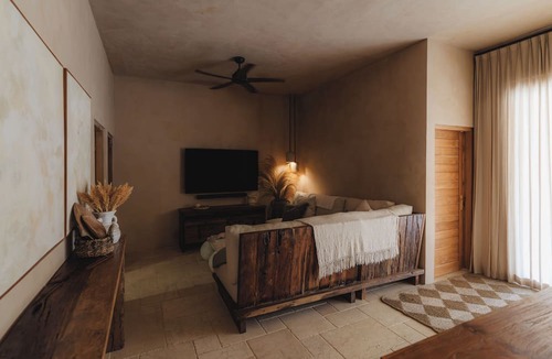 Uluwatu Villa | 3BR Villa Bohemian Elegance, 2mins to Ulu Beach