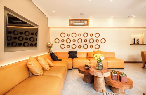 Berawa Villa | Luxury 6BR Canggu 400m to Finns Beach