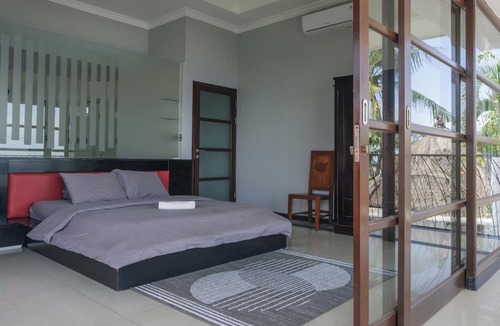 Bukti Villa | Blue Marlin 6-BR Villa Singaraja Bali