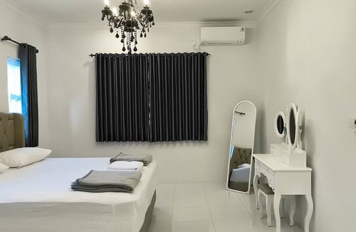 Banjarasri Hotel | Omah Putih Menoreh