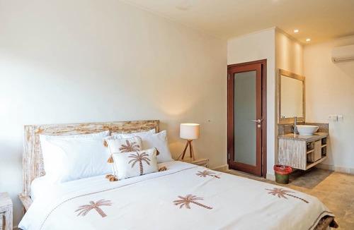 Berawa Hostel | Soleia Surf Camp