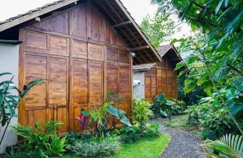 Candikuning House | Green Lava Cabin Bedugul