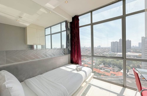 Surabaya Apartment | Spacious And Comfortable Living 3Br Apartment At Aryaduta Residence