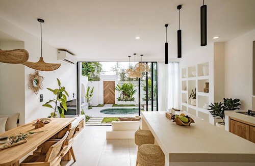 Uluwatu Villa | Villa Senja Emas Uluwatu