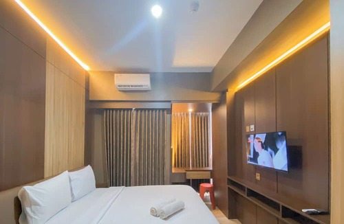 Jatingaleh Apartment | Cozy And Restful 1Br Without Living Room Apartment The Alton