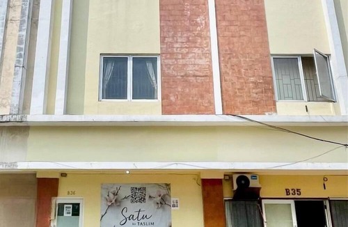 Pagedangan Hostel | SATU by Taslim Gading Serpong