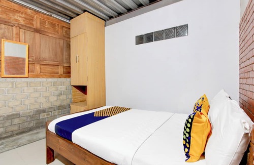 Ngemplak Hotel | Spot on Sopo Paredangan Homestay