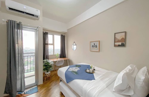 Bekasi Timur Apartment | Relaxing Studio Apartment At Transpark Juanda Bekasi Timur