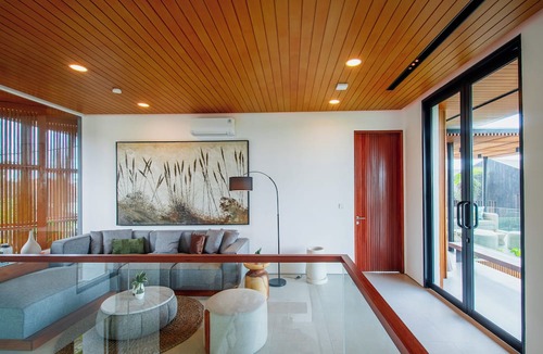 Tumbak Bayuh Villa | Viiv House by Soobali