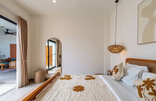 Tumbak Bayuh Villa | Enaya Villa by Betterplace