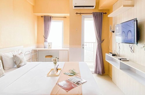 Karawang Apartment | Relaxing Studio at Tamansari Mahogany Karawang Apartment
